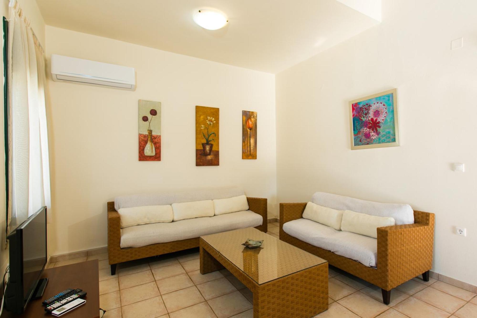 Villa Eleni Aszpruliáni Kültér fotó